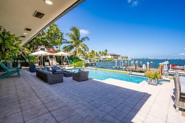 Exterior, Lake, Pool, Water