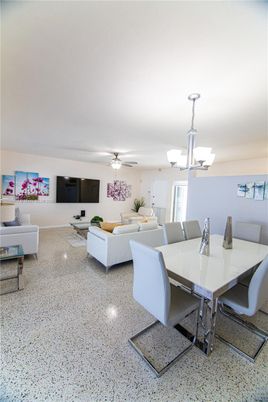 Chandelier, Dining room, Interior, Living room