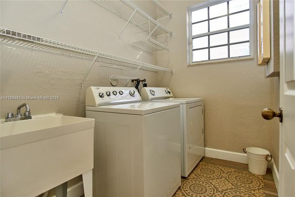 Interior, Washer