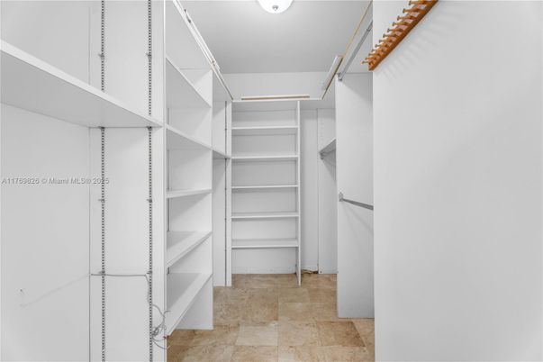 Interior, Walk-in Closets