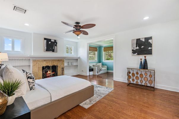 Bedroom, Fireplace, Interior, Recessed Lighting, Wood Texture Flooring