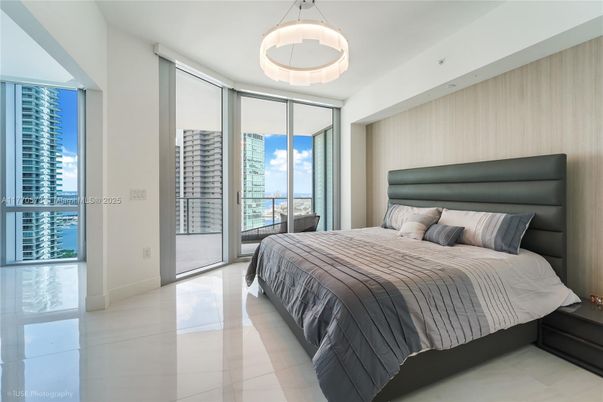 Bedroom, Interior, Pendant Lights