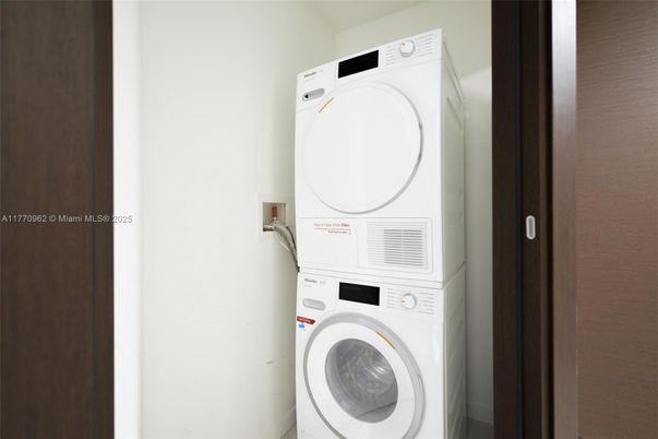 Interior, Utility Closets, Washer