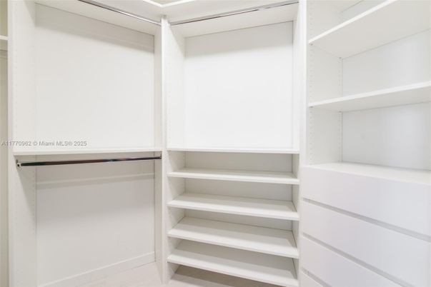 Interior, Walk-in Closets