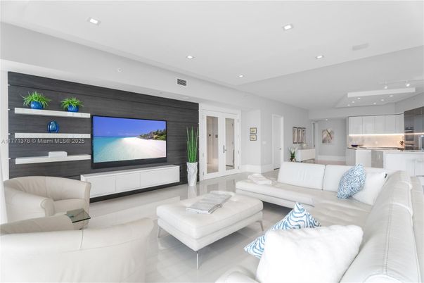 Interior, Kitchen, Living room, Recessed Lighting
