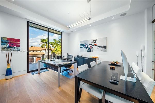 Home Office, Interior, Pendant Lights, Recessed Lighting, Wood Texture Flooring