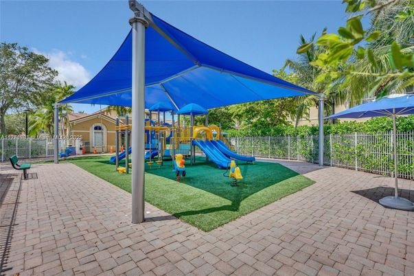 Backyard, Exterior, Playground