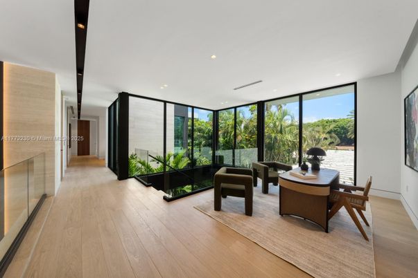 Dining room, Interior, Living room, Recessed Lighting, Wood Texture Flooring