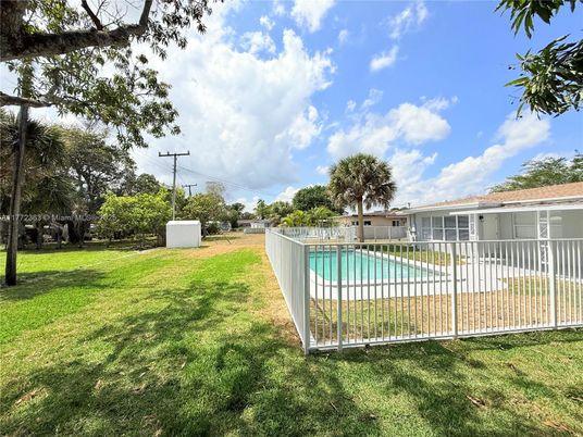 Backyard, Exterior, Pool