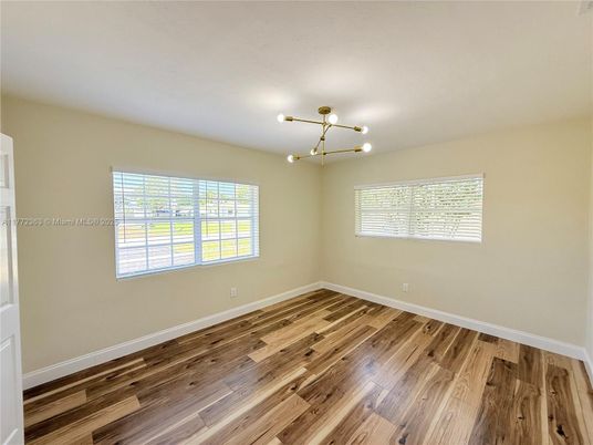 Empty room, Interior, Pendant Lights, Wood Texture Flooring