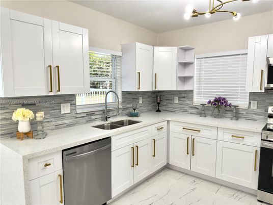 Interior, Kitchen, Marble, Stainless Steel Appliances
