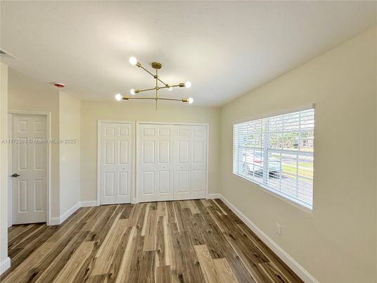 Empty room, Interior, Pendant Lights, Wood Texture Flooring