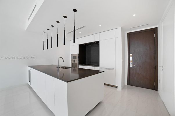 Interior, Kitchen, Pendant Lights, Recessed Lighting