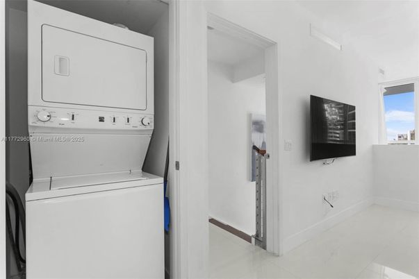 Interior, Utility Closets, Washer