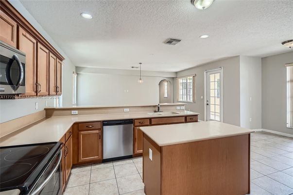 Interior, Kitchen, Pendant Lights, Recessed Lighting, Stainless Steel Appliances