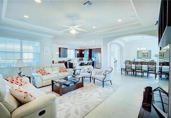 Chandelier, Dining room, Interior, Kitchen, Living room, Recessed Lighting