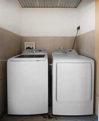 Interior, Washer