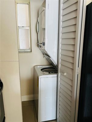 Interior, Utility Closets, Washer