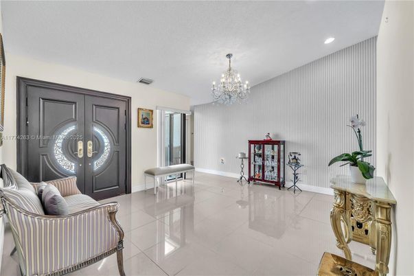 Chandelier, Interior, Recessed Lighting