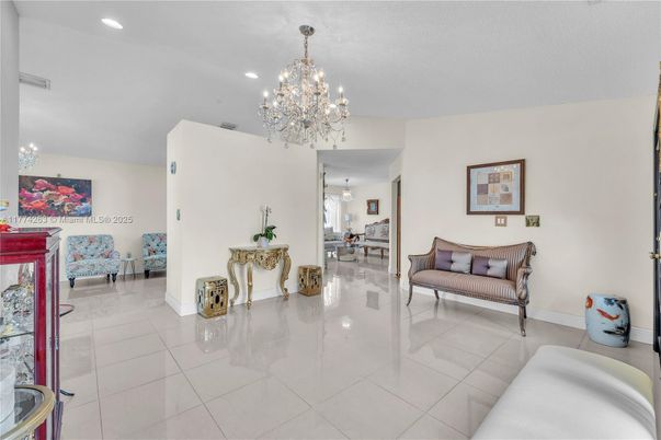 Chandelier, Interior, Recessed Lighting