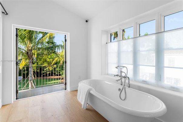 Bathroom, Free Standing Baths, Interior, Wood Texture Flooring