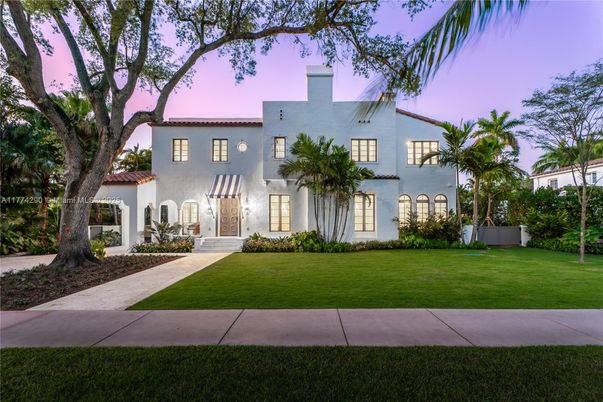 Backyard, Exterior, Facade, Spanish Mediterranean