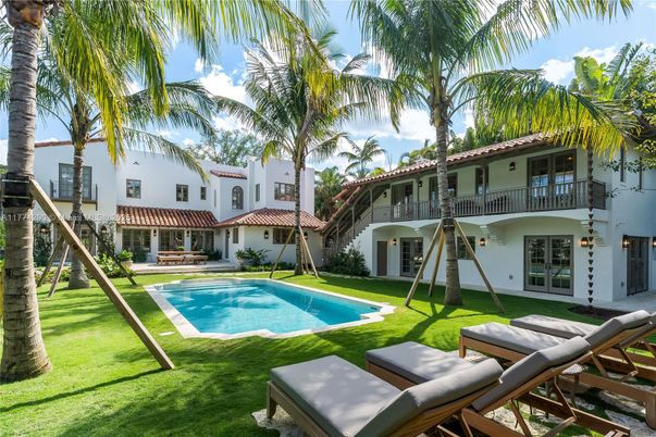 Backyard, Exterior, Playground, Pool