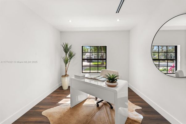 Home Office, Interior, Recessed Lighting, Wood Texture Flooring