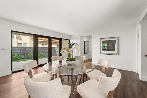 Dining room, Interior, Wood Texture Flooring