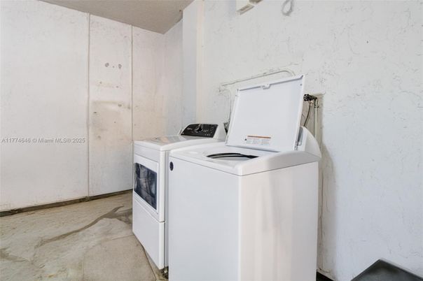 Interior, Washer