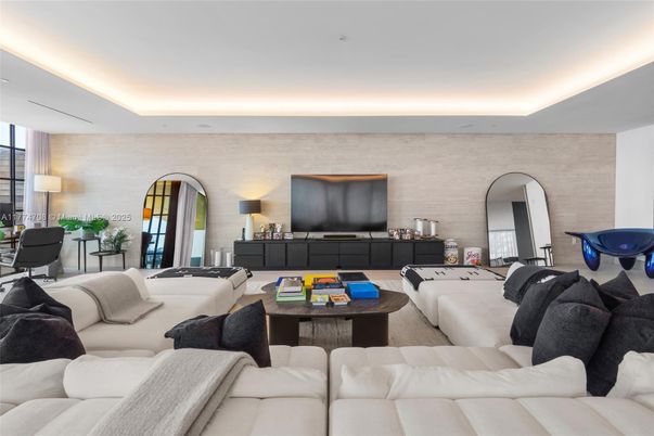 Interior, Living room, Recessed Lighting, Stone Walls