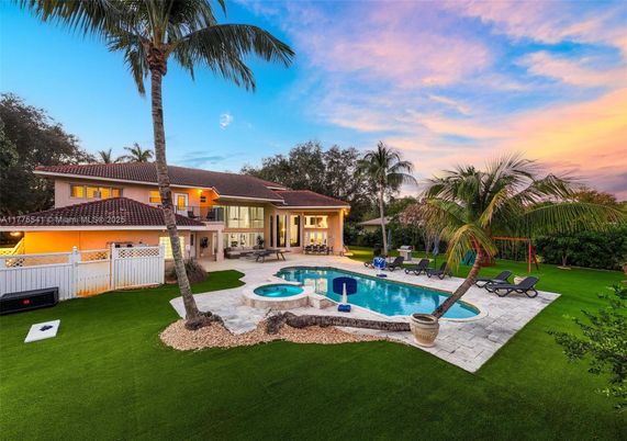 Backyard, Exterior, Pool