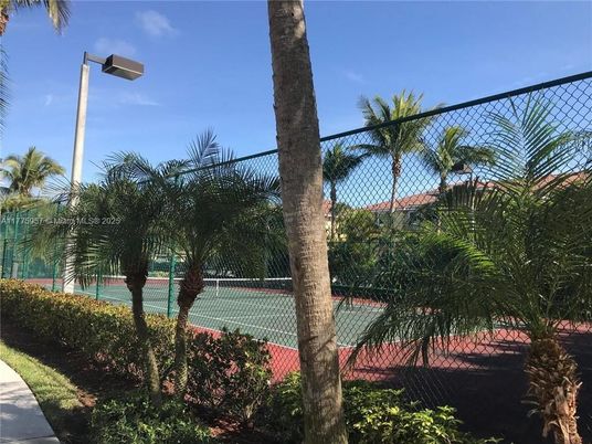 Exterior, Tennis Courts