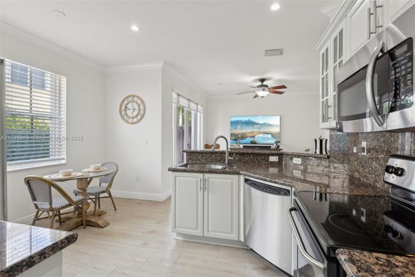 Dining room, Interior, Kitchen, Recessed Lighting, Wood Texture Flooring