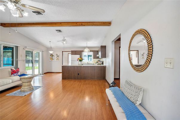 Interior, Kitchen, Living room, Pendant Lights, Wood Texture Flooring