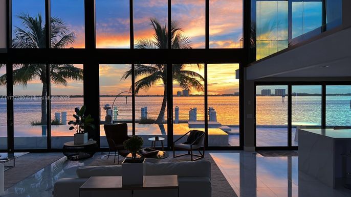 Water, Exterior, Pool, Other