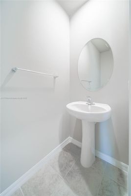 Bathroom, Interior
