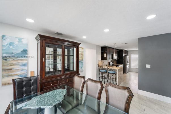 Dining room, Interior, Kitchen, Marble, Pendant Lights, Recessed Lighting