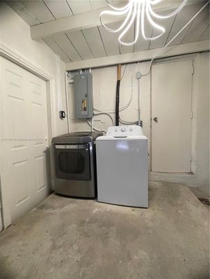 Interior, Washer