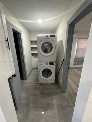 Interior, Recessed Lighting, Utility Closets, Washer, Wood Texture Flooring