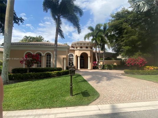Backyard, Exterior, Facade, Mediterranean