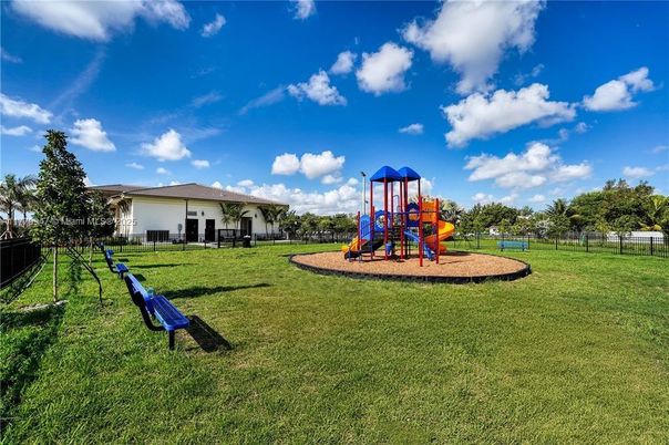 Backyard, Exterior, Playground