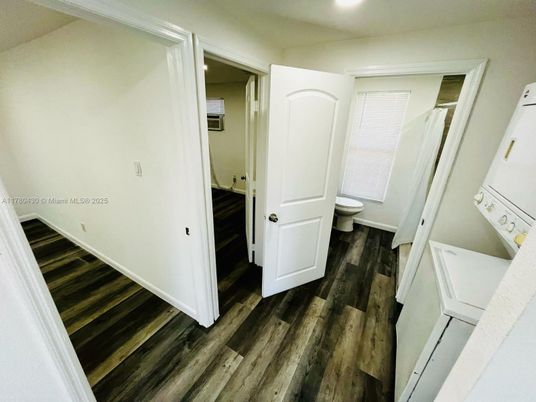 Bathroom, Interior, Utility Closets, Washer, Wood Texture Flooring