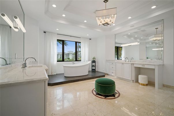 Bathroom, Chandelier, Dual Sink Vanities, Free Standing Baths, Interior, Pendant Lights, Recessed Lighting