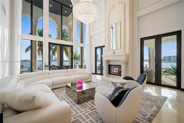 Chandelier, Fireplace, Interior, Living room