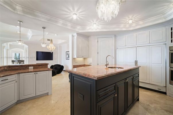 Chandelier, Interior, Kitchen, Pendant Lights, Recessed Lighting