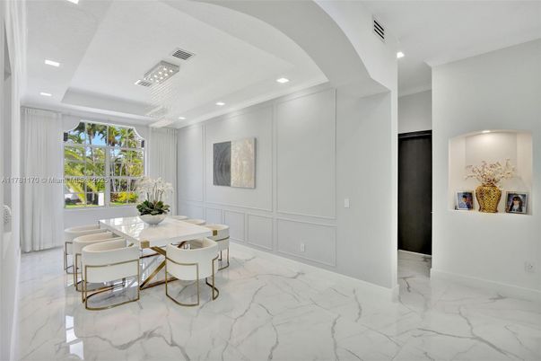 Dining room, Interior, Marble, Recessed Lighting