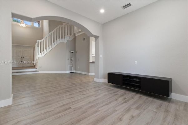 Empty room, Interior, Recessed Lighting, Wood Texture Flooring
