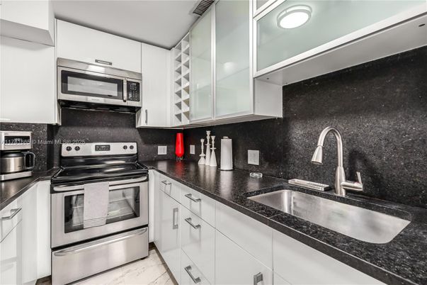 Interior, Kitchen, Marble, Stainless Steel Appliances