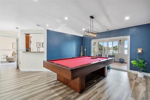 Billiard Table, Game Room, Interior, Pendant Lights, Recessed Lighting, Wood Texture Flooring